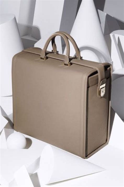 victoria beckham handbags.